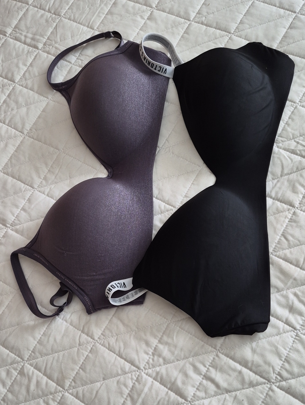 2 For 1 Victora Secret!! Tee Shirt. 36DD.